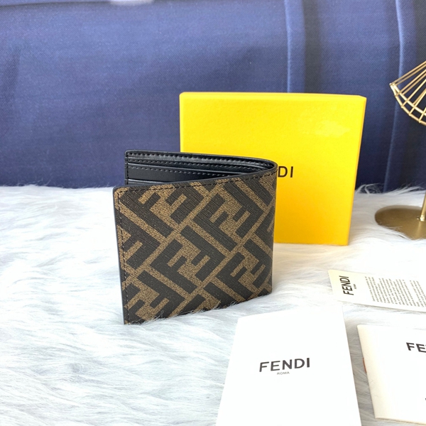 超激安ブランド財布偽物側面デザイン